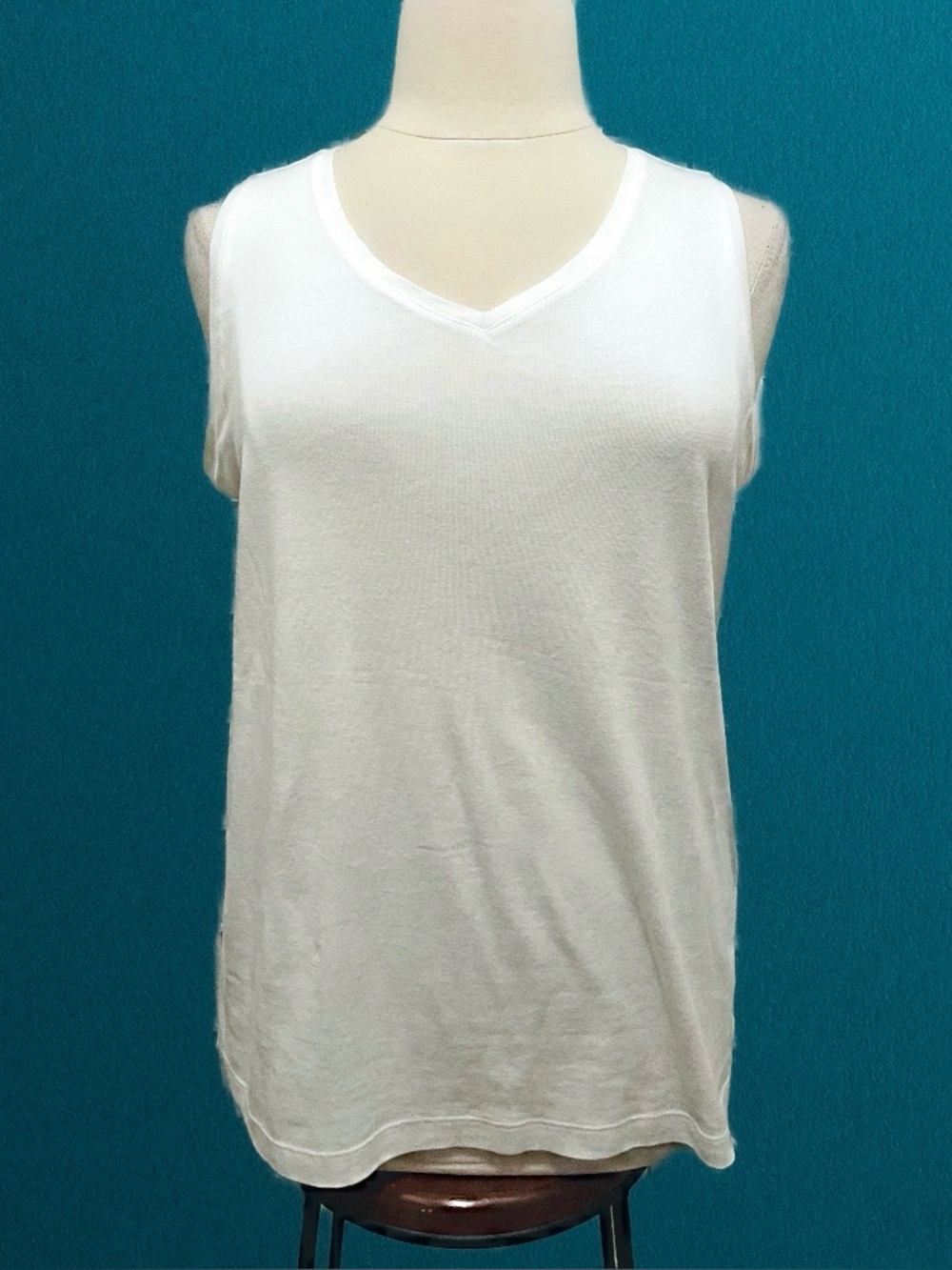Chico's White Cotton V-Neck Sleeveless Tank sz 3/XL